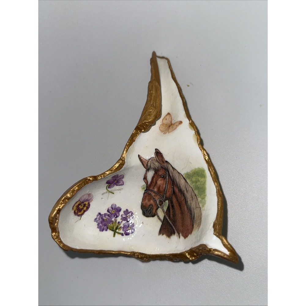 Hand Painted Horse Portrait Conch Shell Gold Trim Decorative Art 5x6